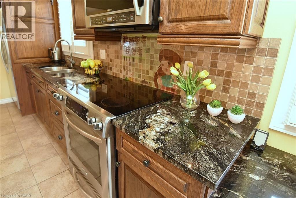 43 Niska Drive, Waterdown, Ontario  L0R 2H3 - Photo 9 - 40769580