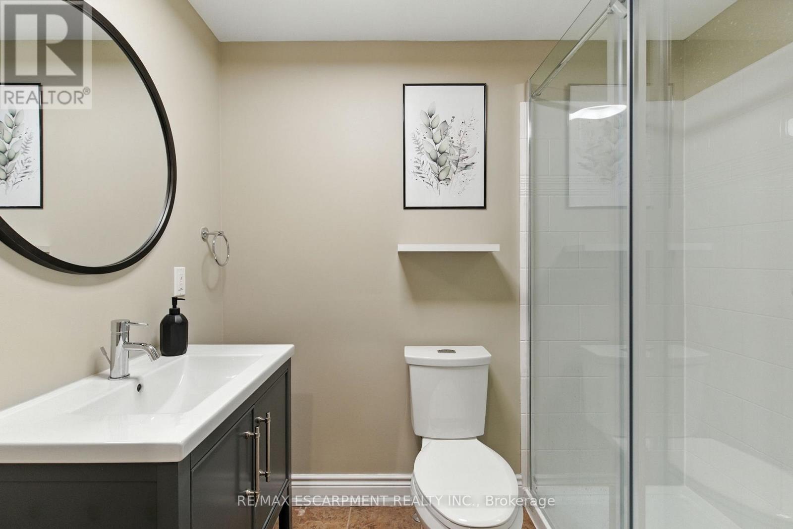3 - 117 Nelson Street, Oakville, Ontario  L6L 3J1 - Photo 31 - W12453873