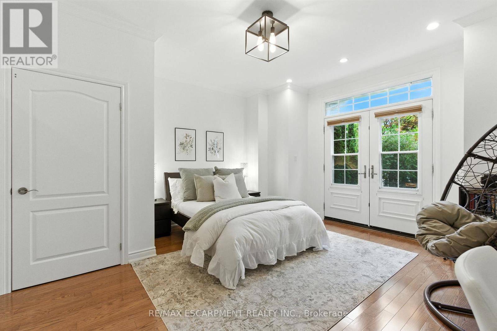 3 - 117 Nelson Street, Oakville, Ontario  L6L 3J1 - Photo 29 - W12453873