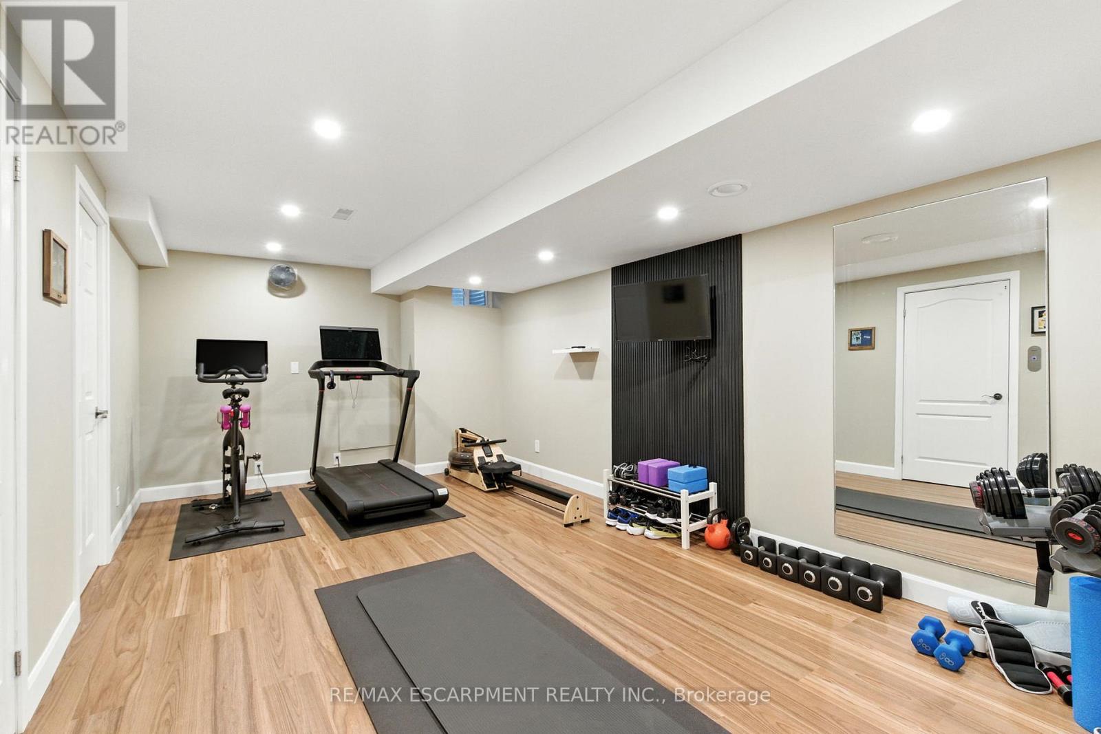 3 - 117 Nelson Street, Oakville, Ontario  L6L 3J1 - Photo 33 - W12453873