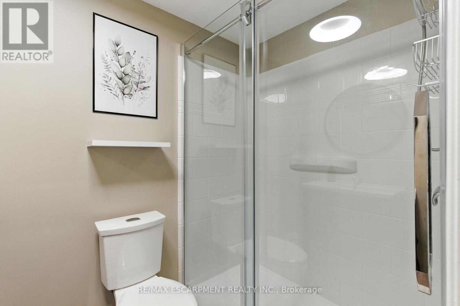 3 - 117 Nelson Street, Oakville, Ontario  L6L 3J1 - Photo 32 - W12453873