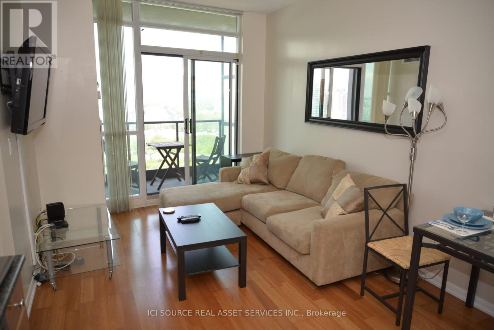 2105 - 231 FORT YORK BOULEVARD, Toronto, Ontario
