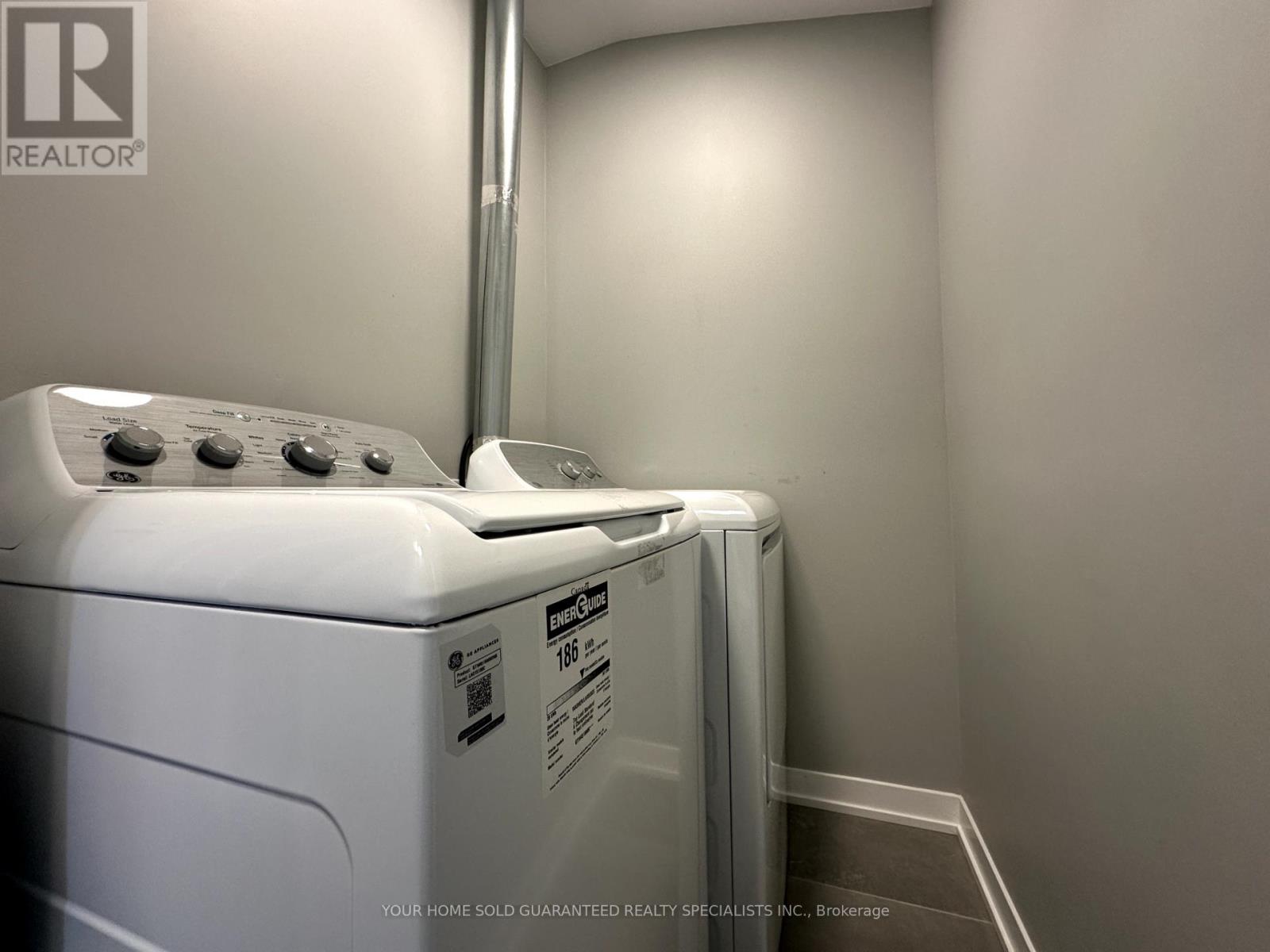 A - 9 Wellington Street E, Aurora (Aurora Village), Ontario  L4G 1H4 - Photo 7 - N12455900