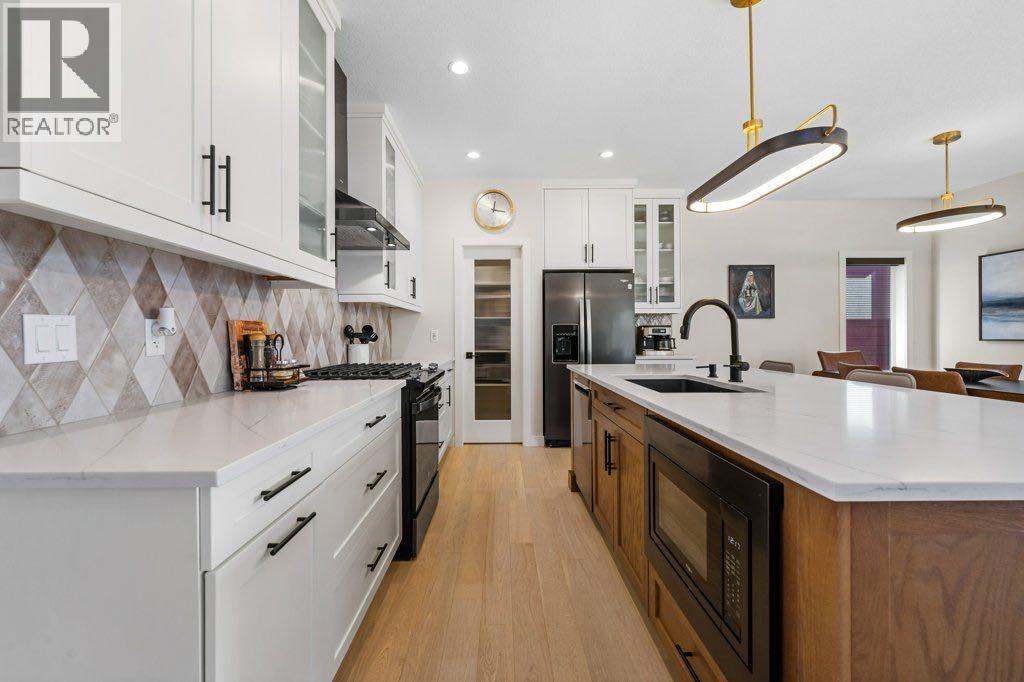 409 Shawnee Boulevard Sw, Calgary, Alberta  T2Y 0T4 - Photo 4 - A2263453