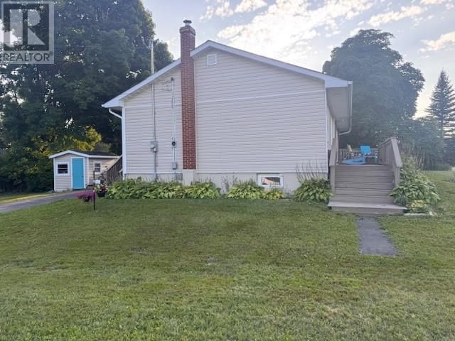 25 Fraser Road, Gander, Newfoundland & Labrador  A1V 1K8 - Photo 3 - 1290106