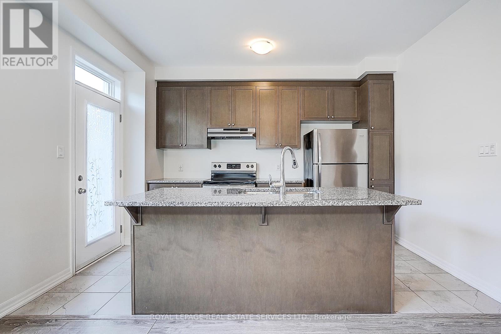 3353 Carding Mill Trail, Oakville, Ontario  L6M 1R7 - Photo 20 - W12455893