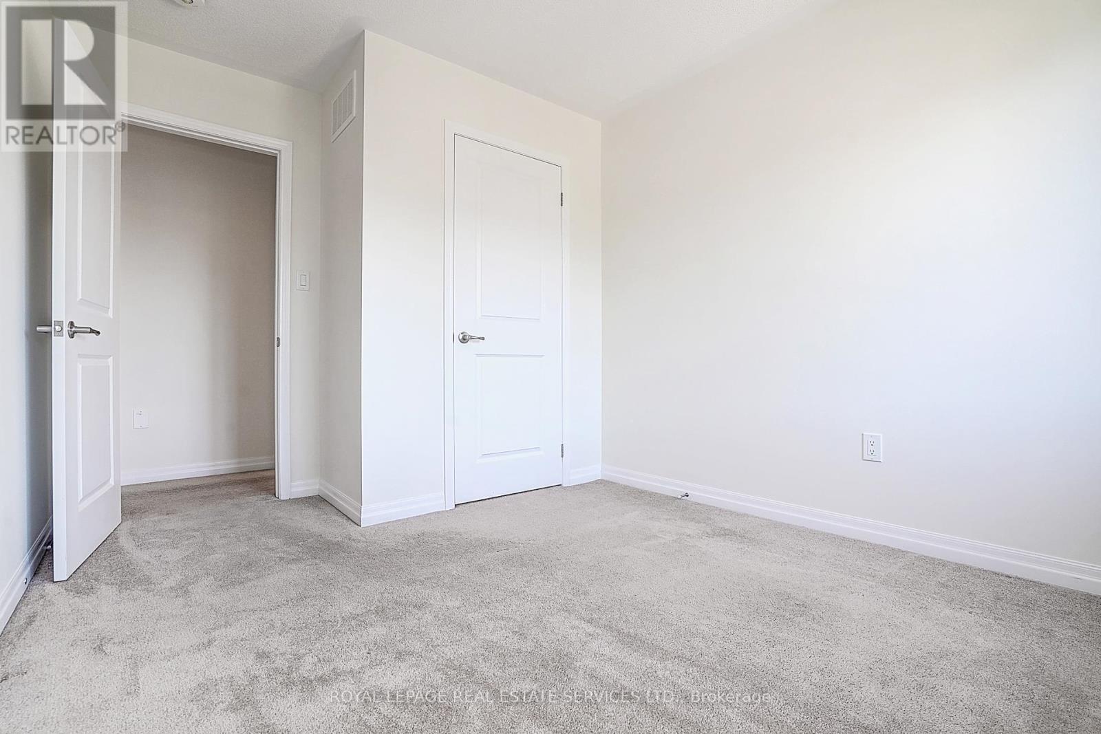 3353 Carding Mill Trail, Oakville, Ontario  L6M 1R7 - Photo 37 - W12455893
