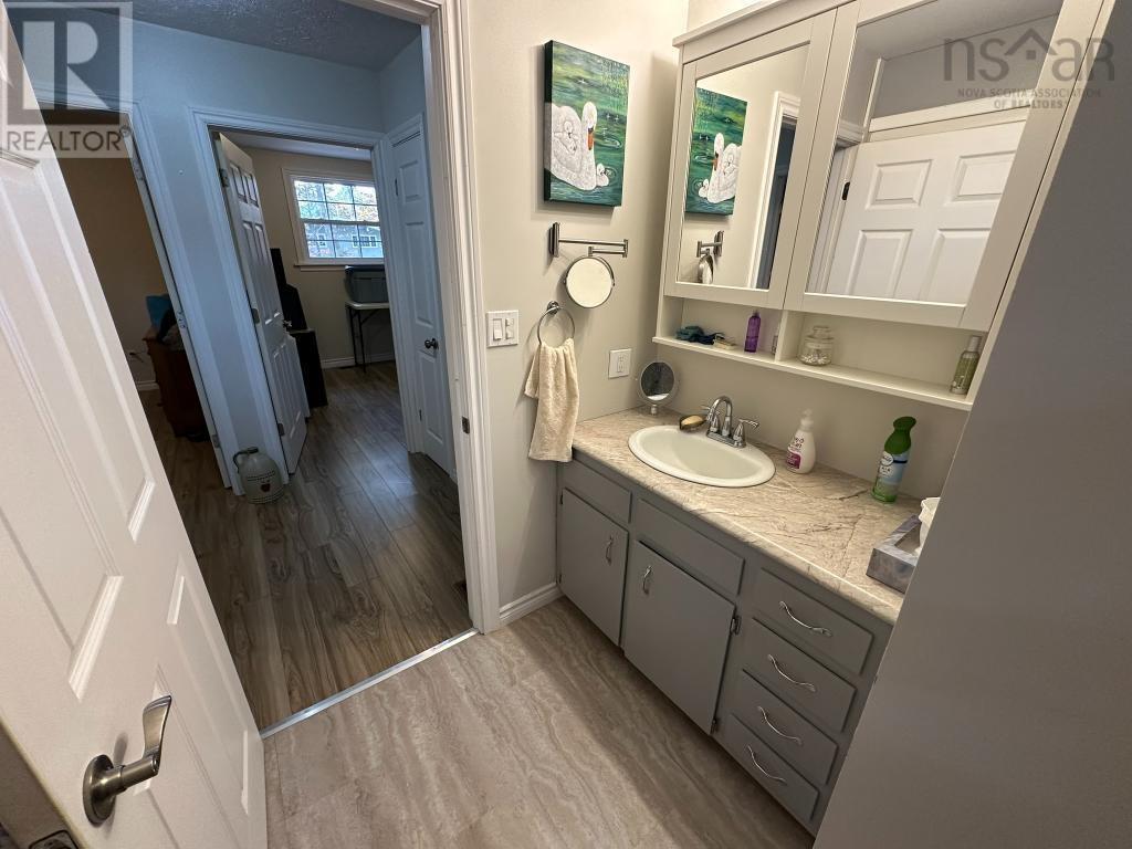 2807 Pinecrest Drive, Hayes Subdivision, Coldbrook, Nova Scotia  B4R 1B3 - Photo 19 - 202525560