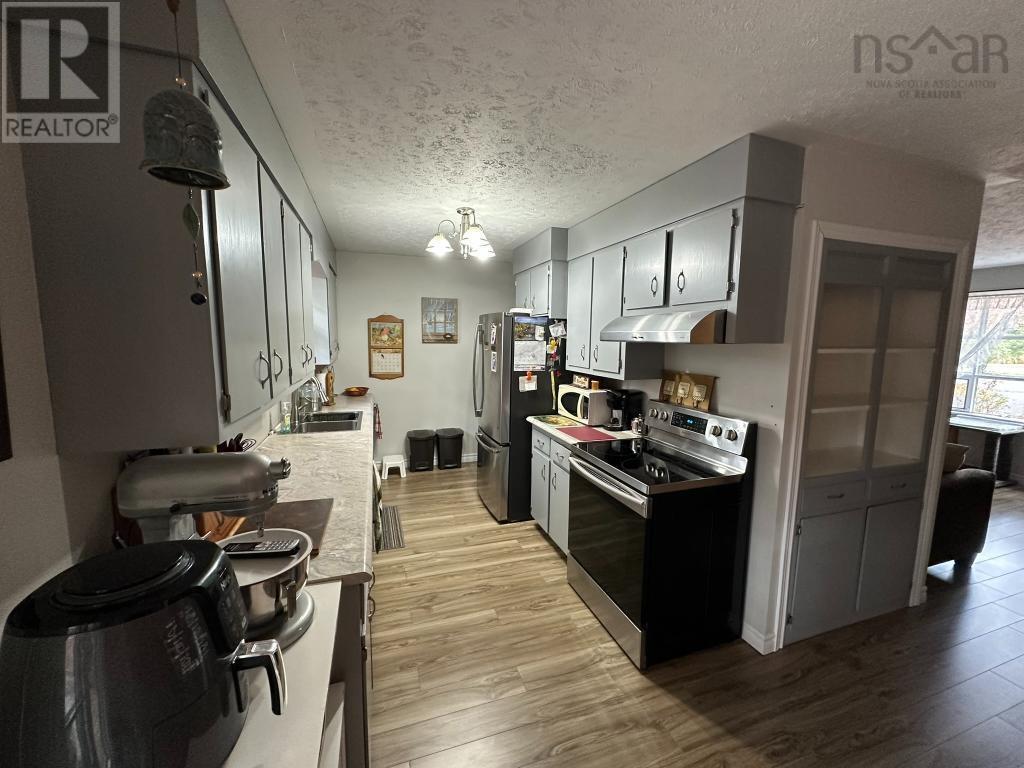 2807 Pinecrest Drive, Hayes Subdivision, Coldbrook, Nova Scotia  B4R 1B3 - Photo 9 - 202525560