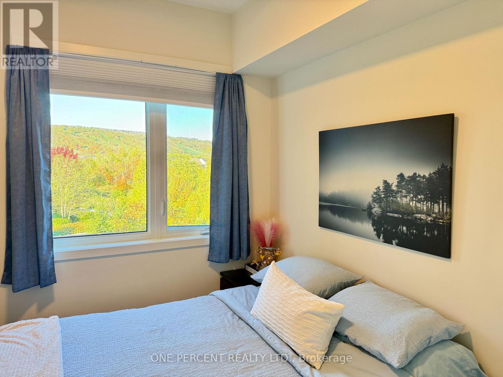 306 - 12 Beckwith Lane, Blue Mountains, Ontario  L9Y 0A4 - Photo 13 - X12455904