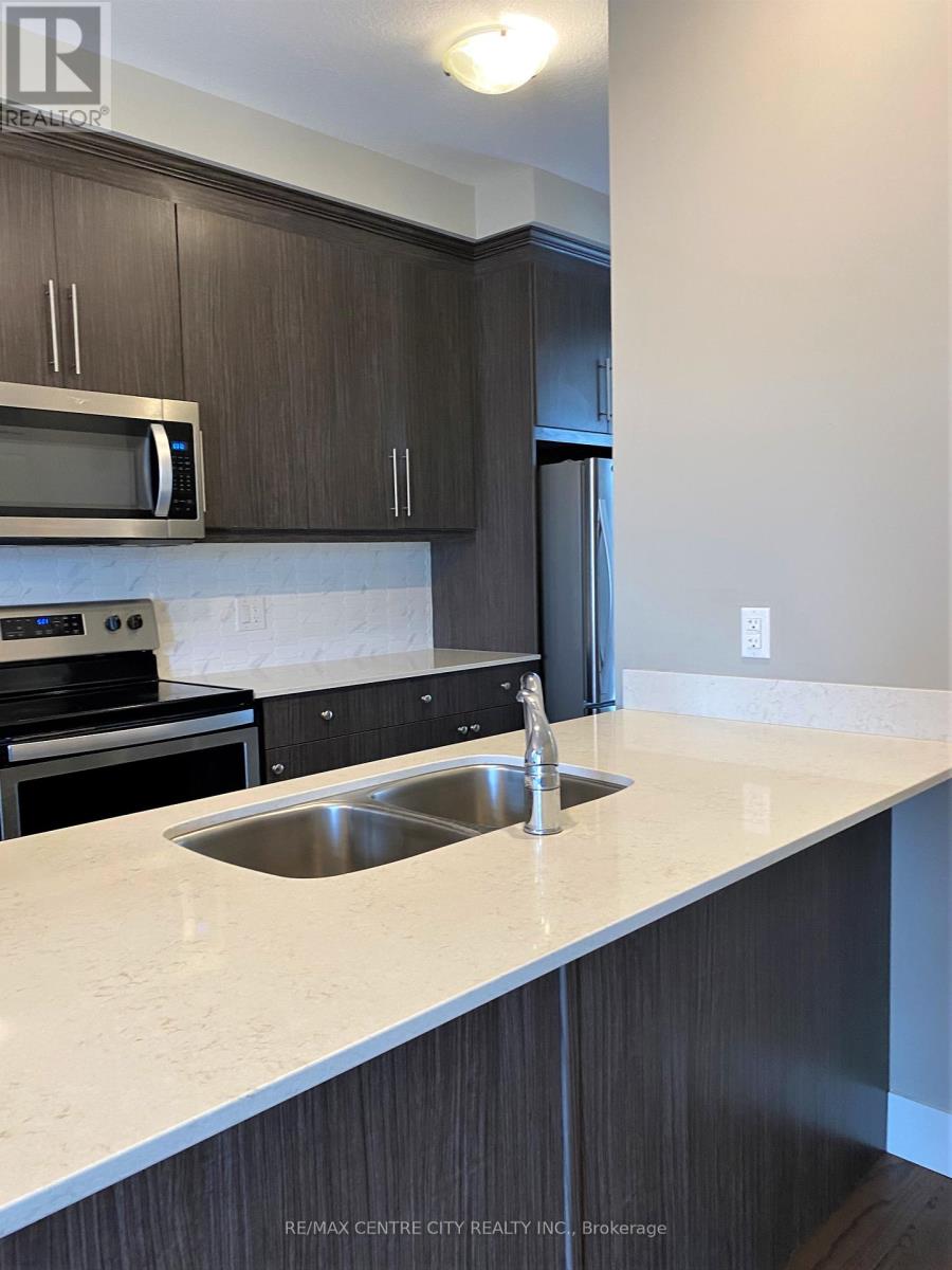 2148 Meadowgate Boulevard, London South, Ontario  N6M 1C6 - Photo 10 - X12455927