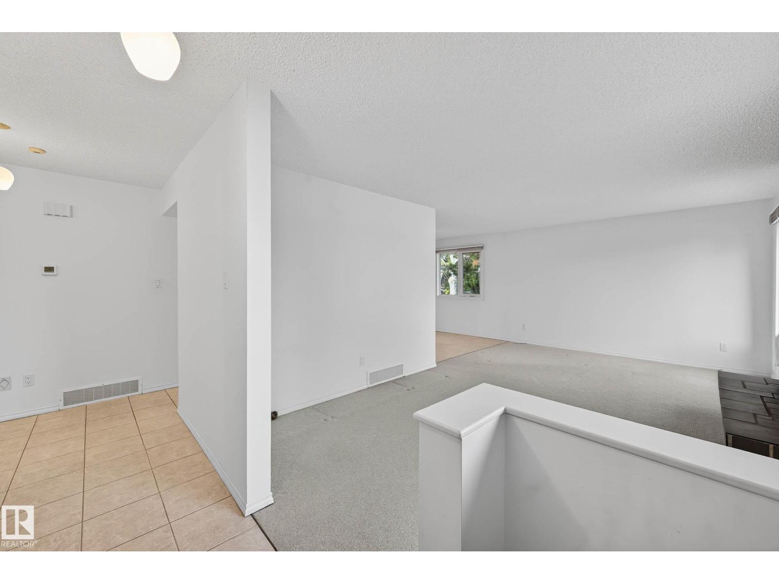 1904 89 St Nw, Edmonton, Alberta  T6K 2A3 - Photo 3 - E4461625