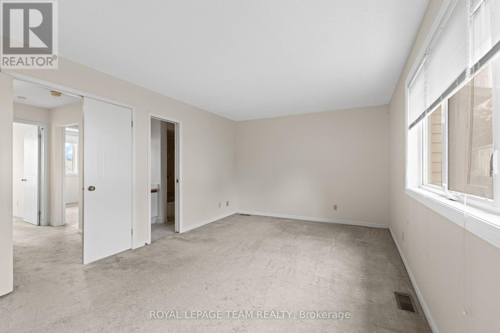 1149 Chimney Hill Way, Ottawa, Ontario  K1J 8Z9 - Photo 17 - X12455915