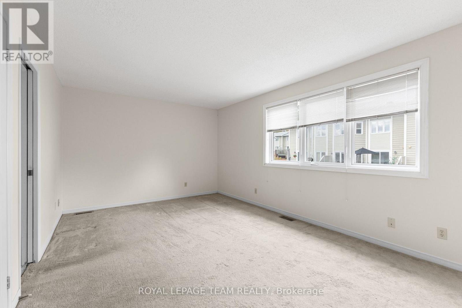 1149 Chimney Hill Way, Ottawa, Ontario  K1J 8Z9 - Photo 19 - X12455915