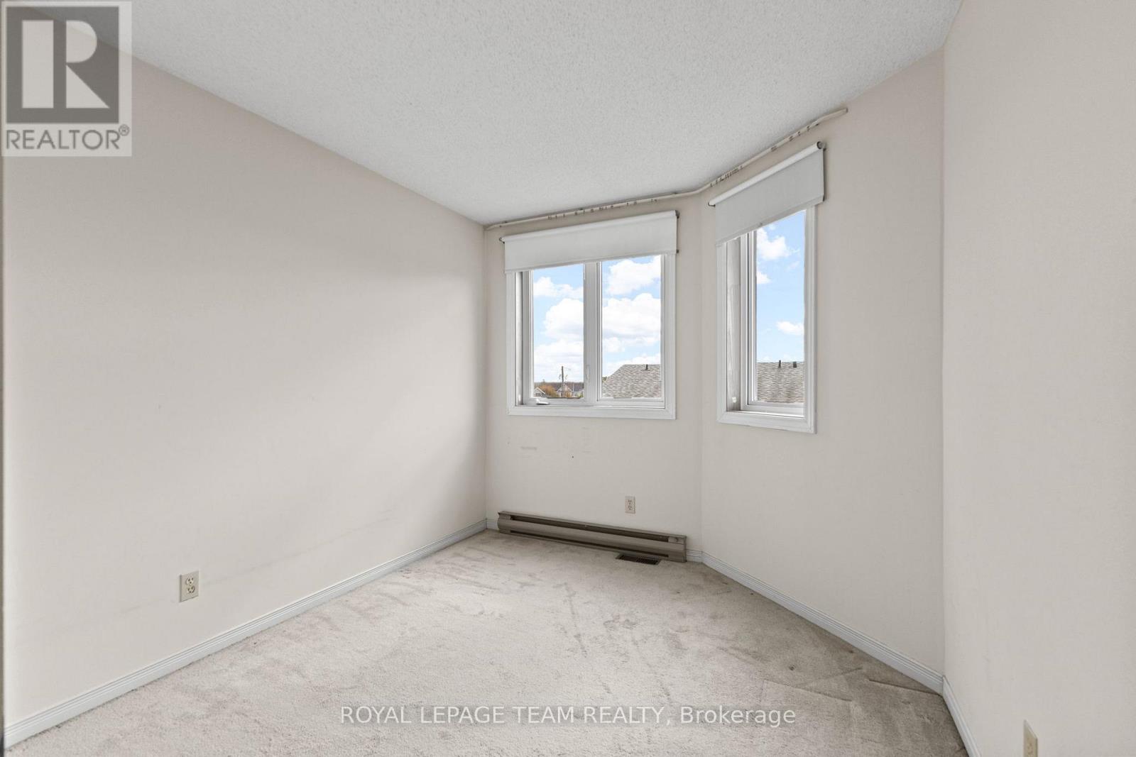 1149 Chimney Hill Way, Ottawa, Ontario  K1J 8Z9 - Photo 23 - X12455915