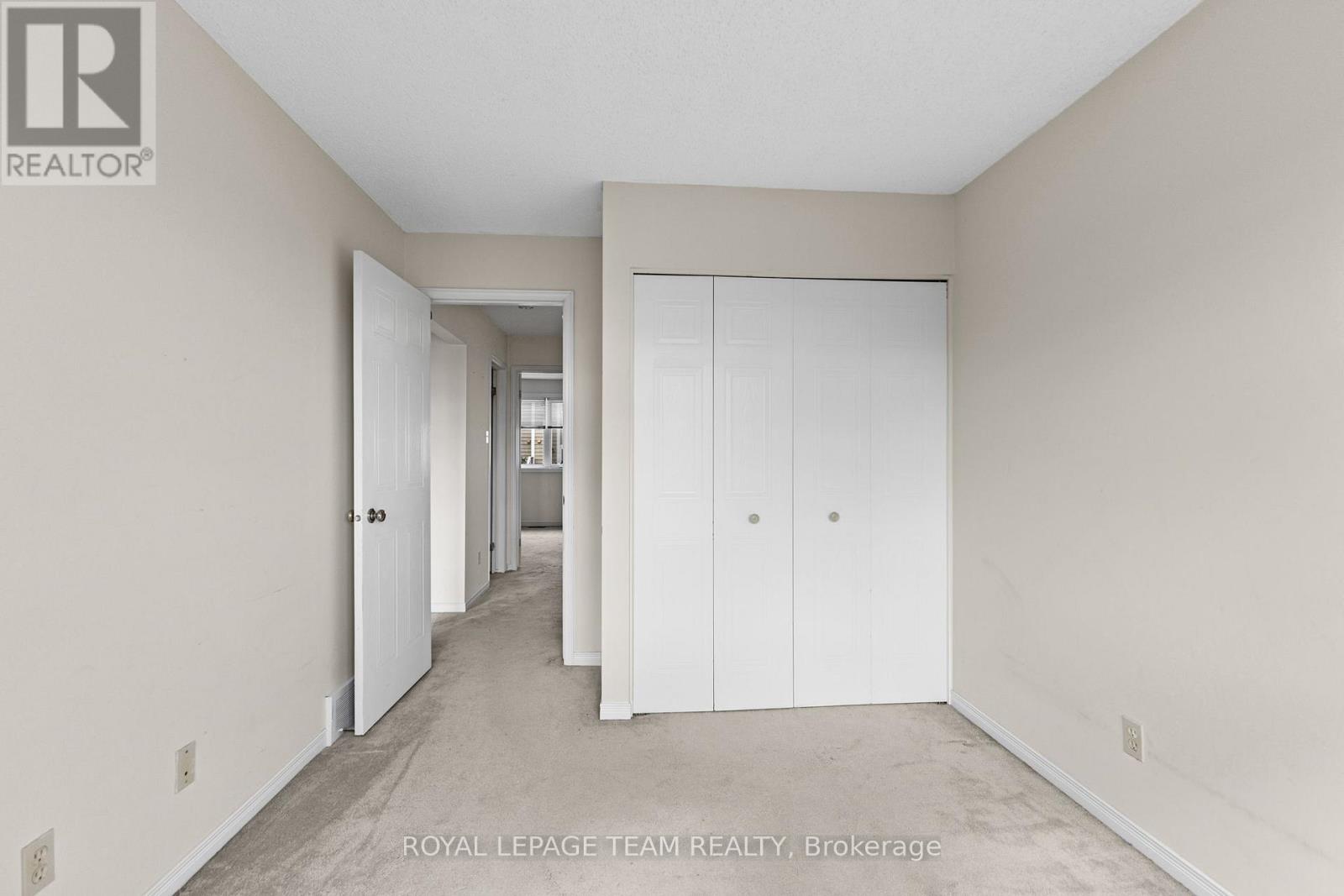 1149 Chimney Hill Way, Ottawa, Ontario  K1J 8Z9 - Photo 24 - X12455915