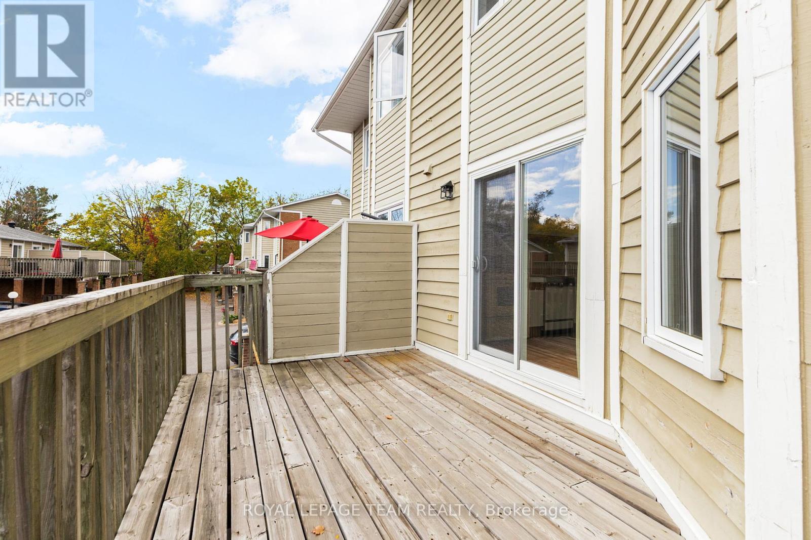 1149 Chimney Hill Way, Ottawa, Ontario  K1J 8Z9 - Photo 32 - X12455915