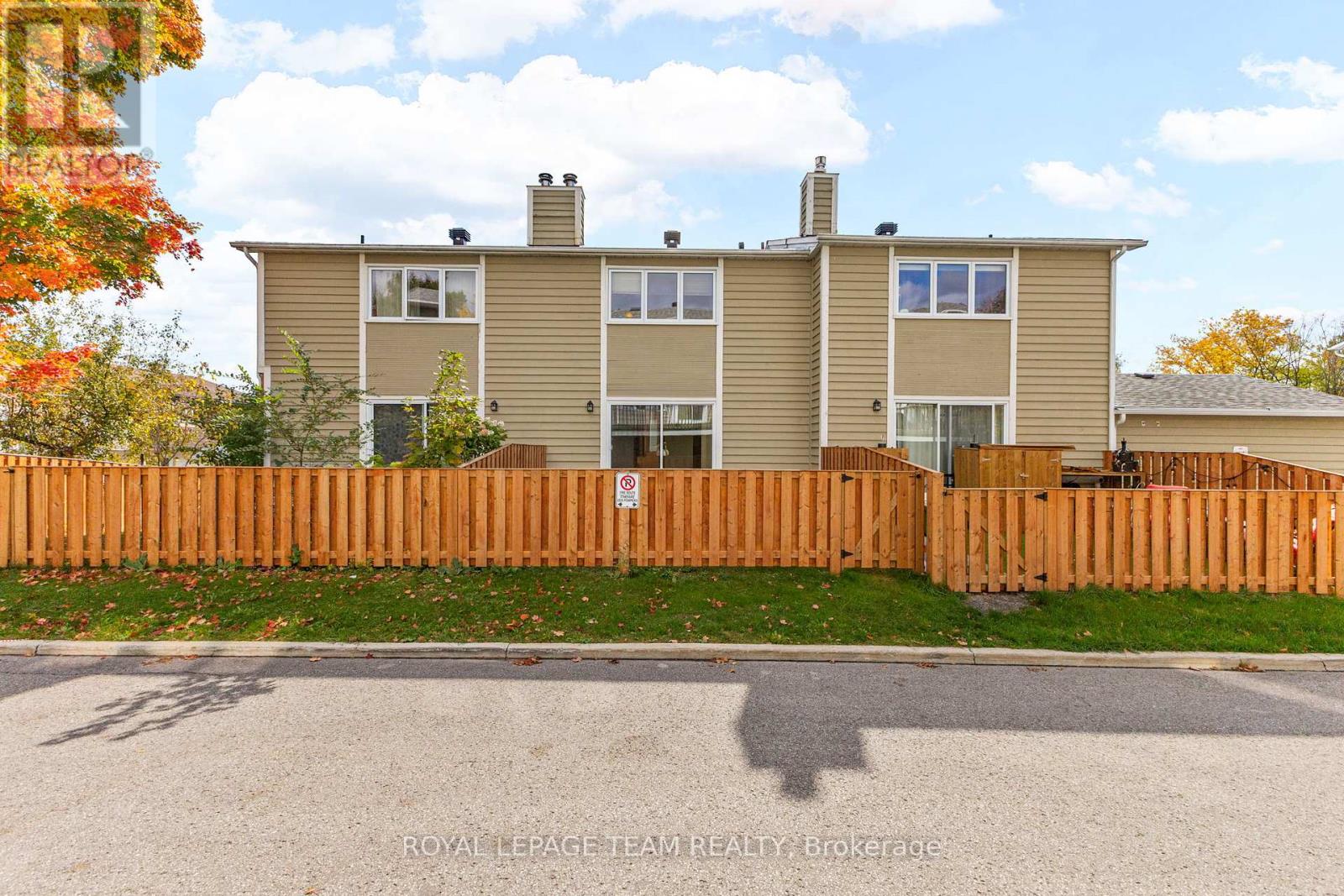 1149 Chimney Hill Way, Ottawa, Ontario  K1J 8Z9 - Photo 36 - X12455915