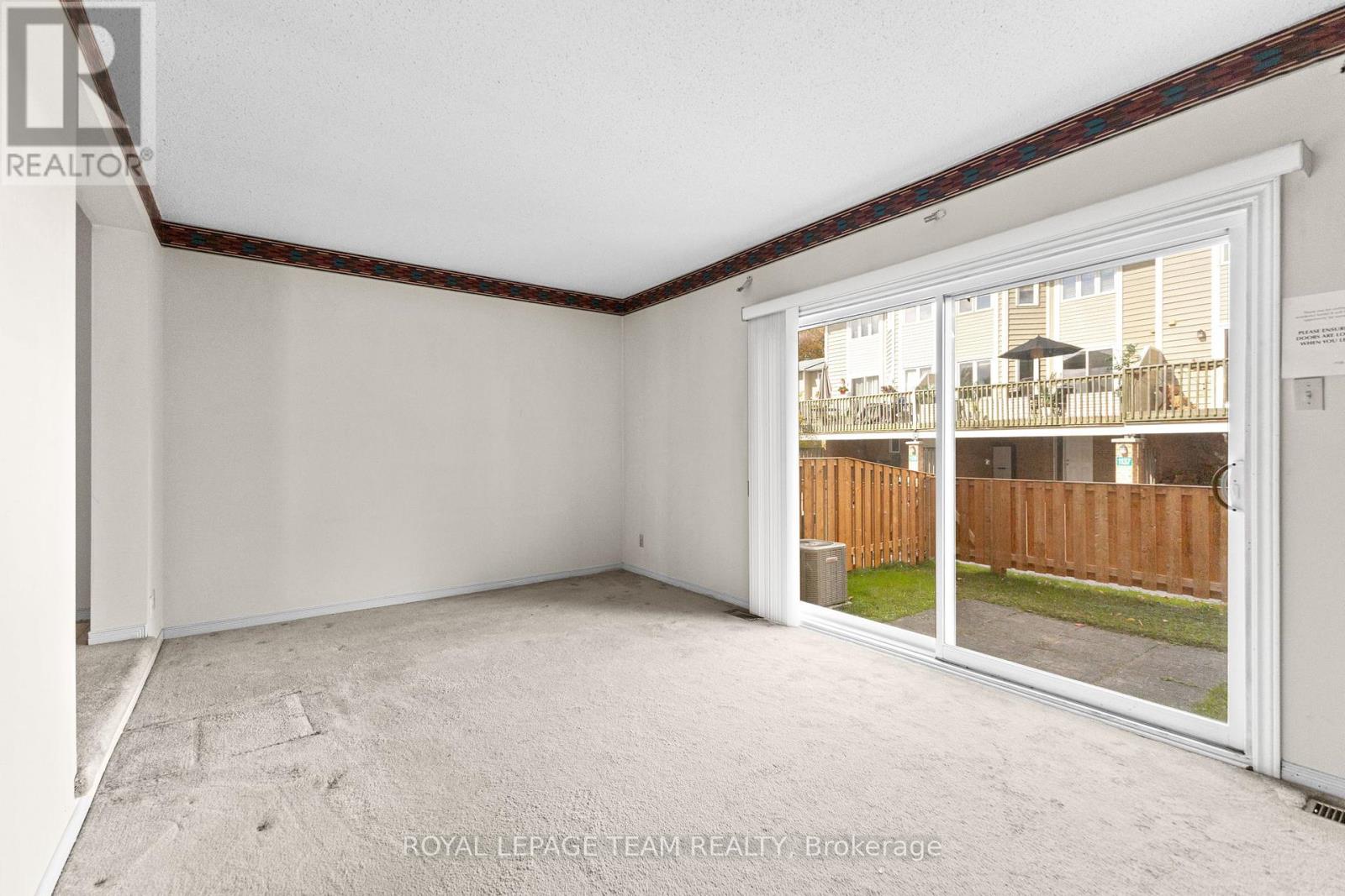 1149 Chimney Hill Way, Ottawa, Ontario  K1J 8Z9 - Photo 7 - X12455915
