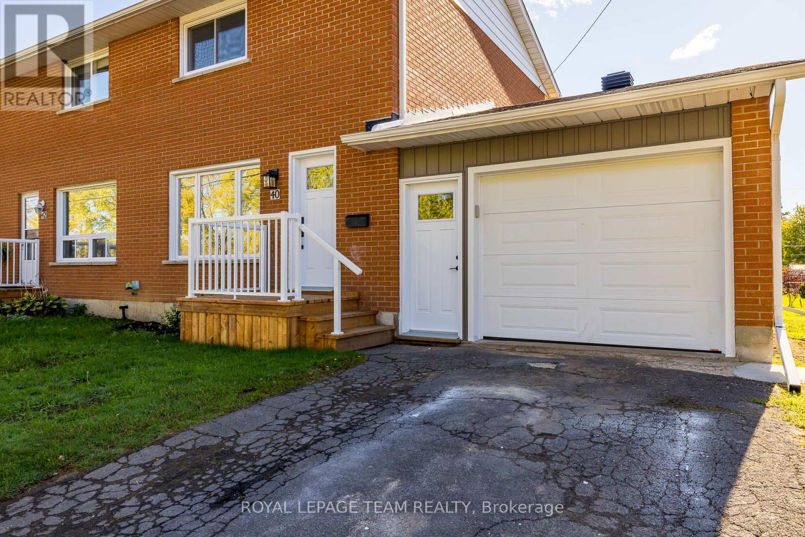 40 Beach Avenue, South Dundas, Ontario  K0E 1K0 - Photo 3 - X12455928
