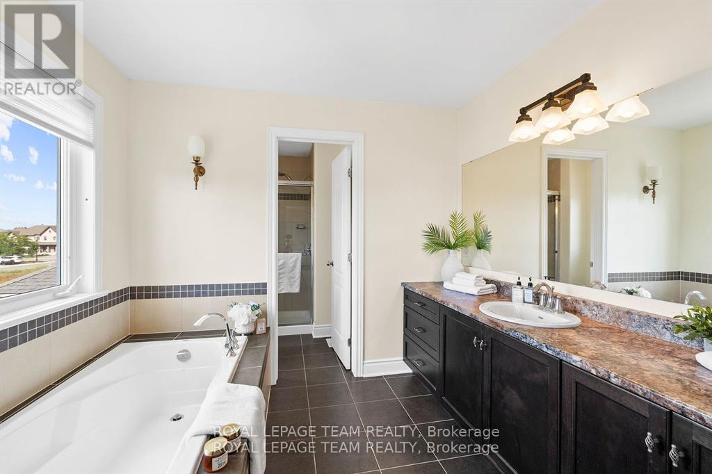 221 Santiago Street, Carleton Place, Ontario  K7C 0C7 - Photo 21 - X12429340