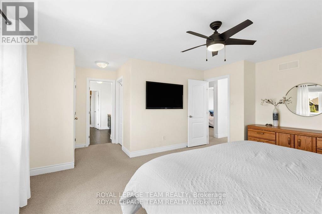 221 Santiago Street, Carleton Place, Ontario  K7C 0C7 - Photo 20 - X12429340