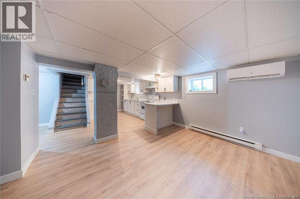 41 Vail Street, Moncton, New Brunswick  E1A 3L2 - Photo 3 - NB128221