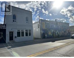 C - 9 WELLINGTON STREET E, Aurora, Ontario