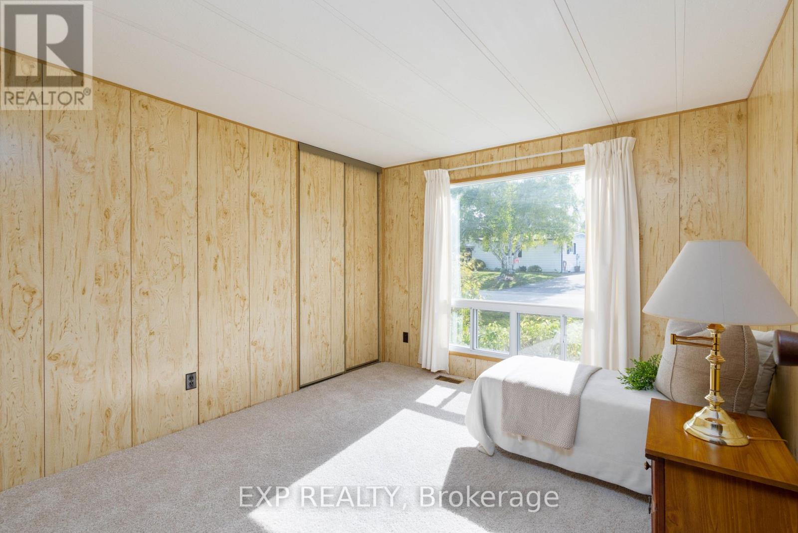 11 Geneva Court, Georgina, Ontario  L0E 1R0 - Photo 17 - N12455926