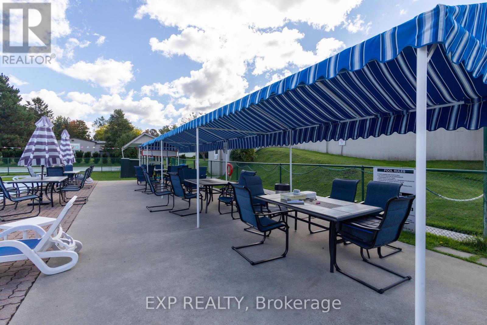 11 Geneva Court, Georgina, Ontario  L0E 1R0 - Photo 28 - N12455926