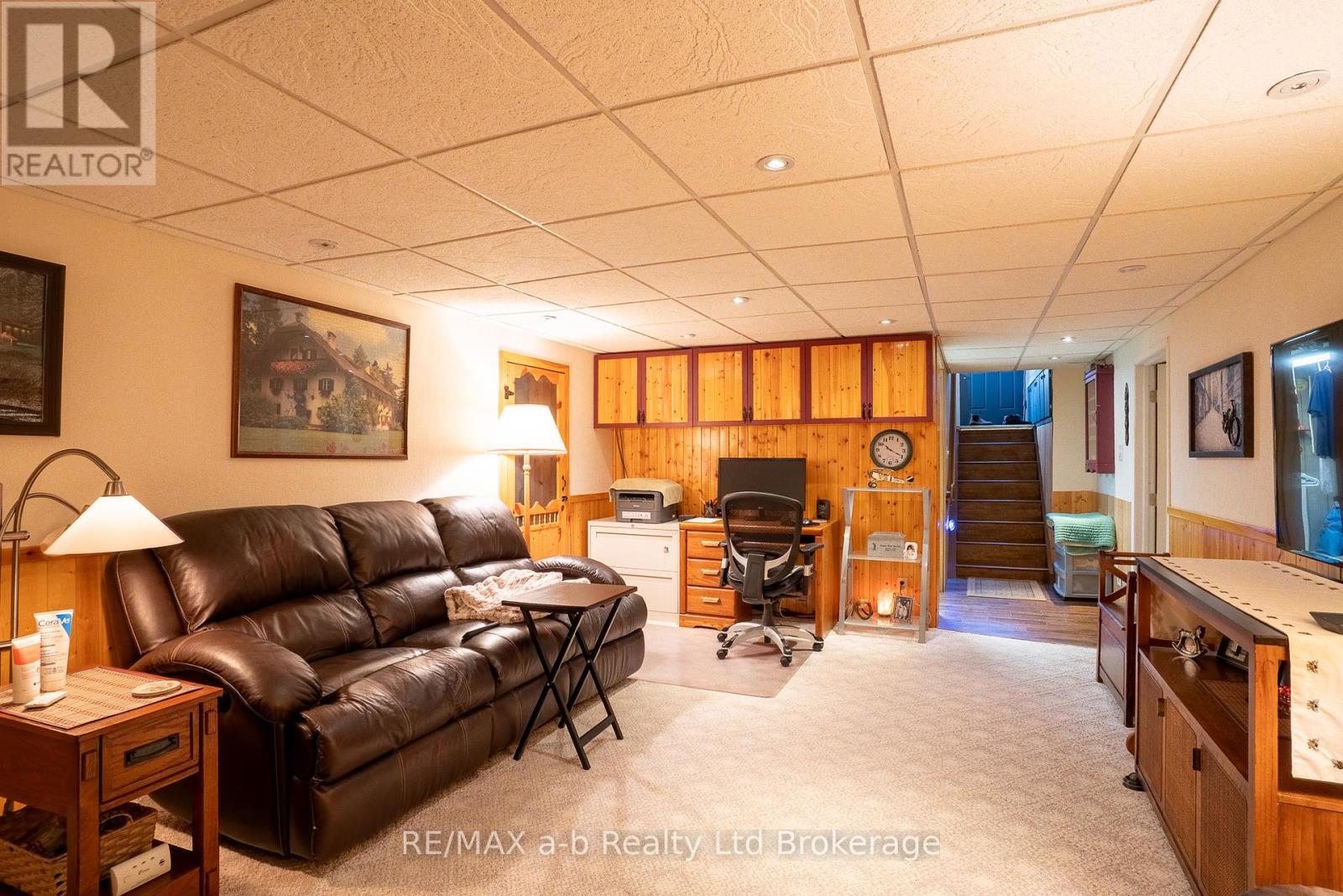 865 Alice Street, Woodstock, Ontario  N4S 2J5 - Photo 17 - X12455953