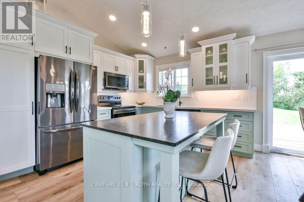 70 Line 12 South Line, Oro-Medonte, Ontario  L0L 1T0 - Photo 16 - S12455924