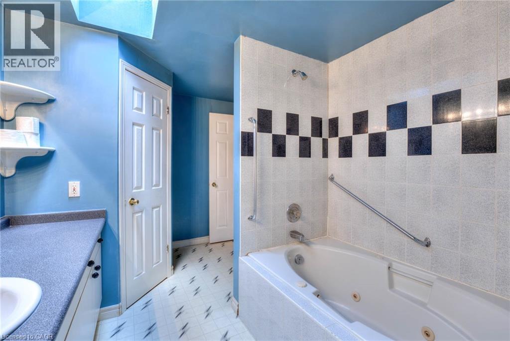 119 Keewatin Avenue, Kitchener, Ontario  N2B 3L9 - Photo 20 - 40777910