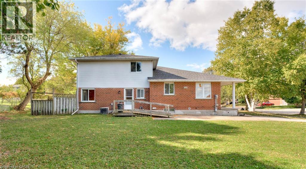 119 Keewatin Avenue, Kitchener, Ontario  N2B 3L9 - Photo 3 - 40777910