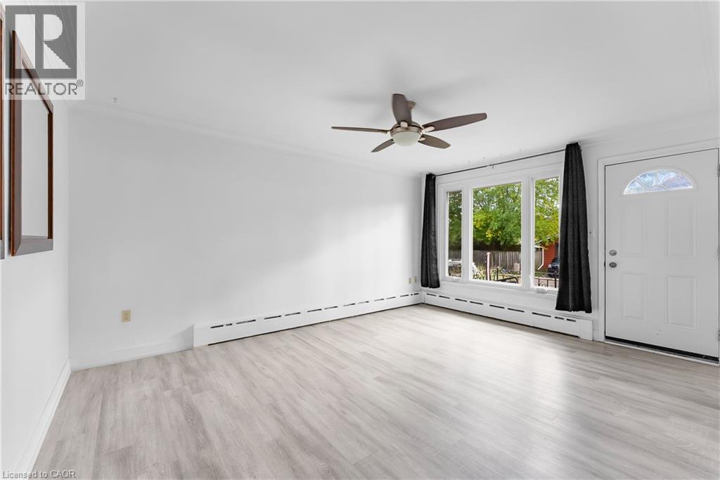 19 Moote Street, St. Catharines, Ontario  L2N 1B3 - Photo 7 - 40777119
