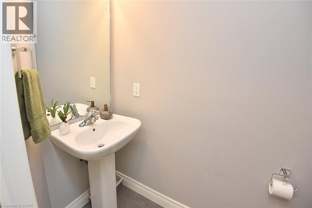 40 Hamilton Street S Unit# 7, Waterdown, Ontario  L8B 1V8 - Photo 24 - 40776994