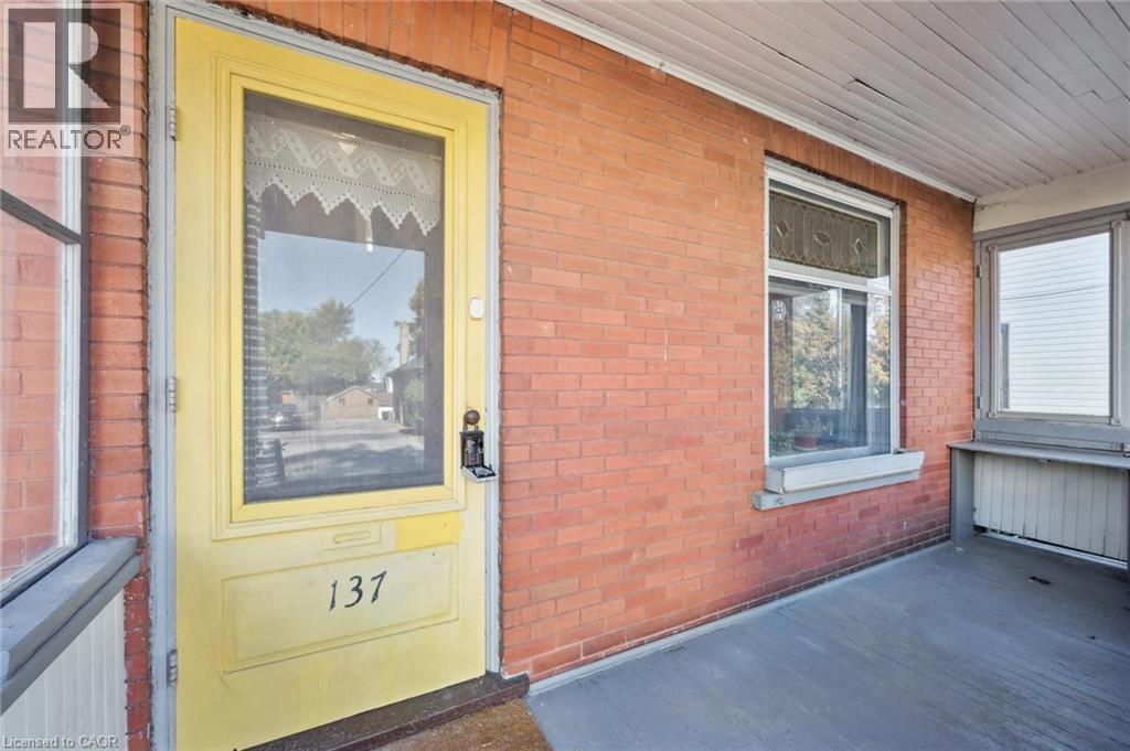 137 Church Street, Kitchener, Ontario  N2G 2S5 - Photo 4 - 40772075