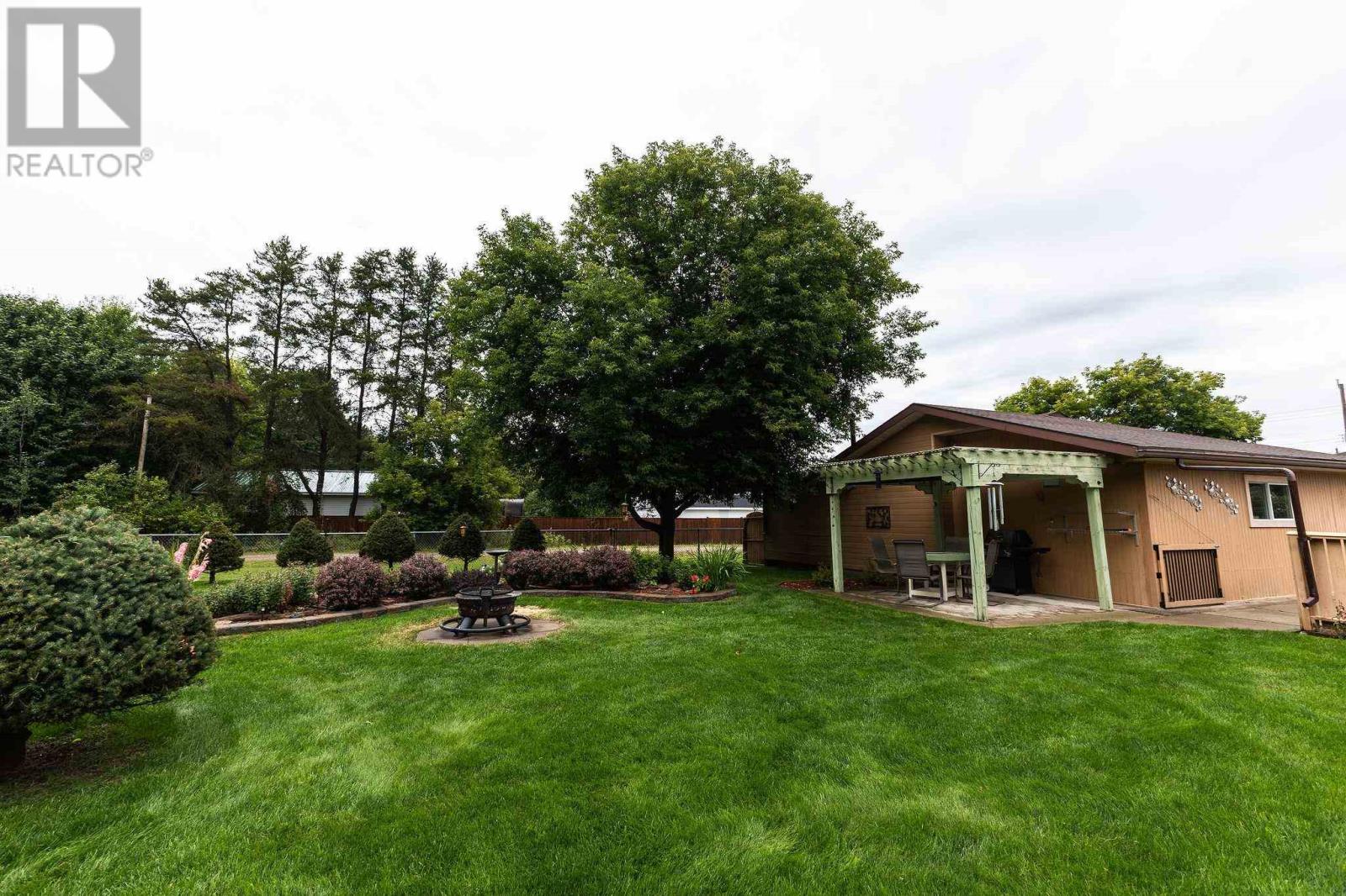 617 Boundary Rd, Sault Ste. Marie, Ontario  P6A 5C5 - Photo 43 - SM252427