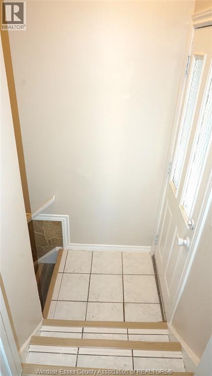 1542 Elsmere, Windsor, Ontario  N8X 4H3 - Photo 16 - 25025100