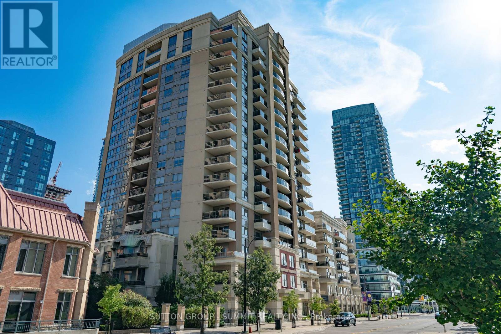 107 - 350 Princess Royal Drive, Mississauga, Ontario  L5B 4N1 - Photo 1 - W12455923