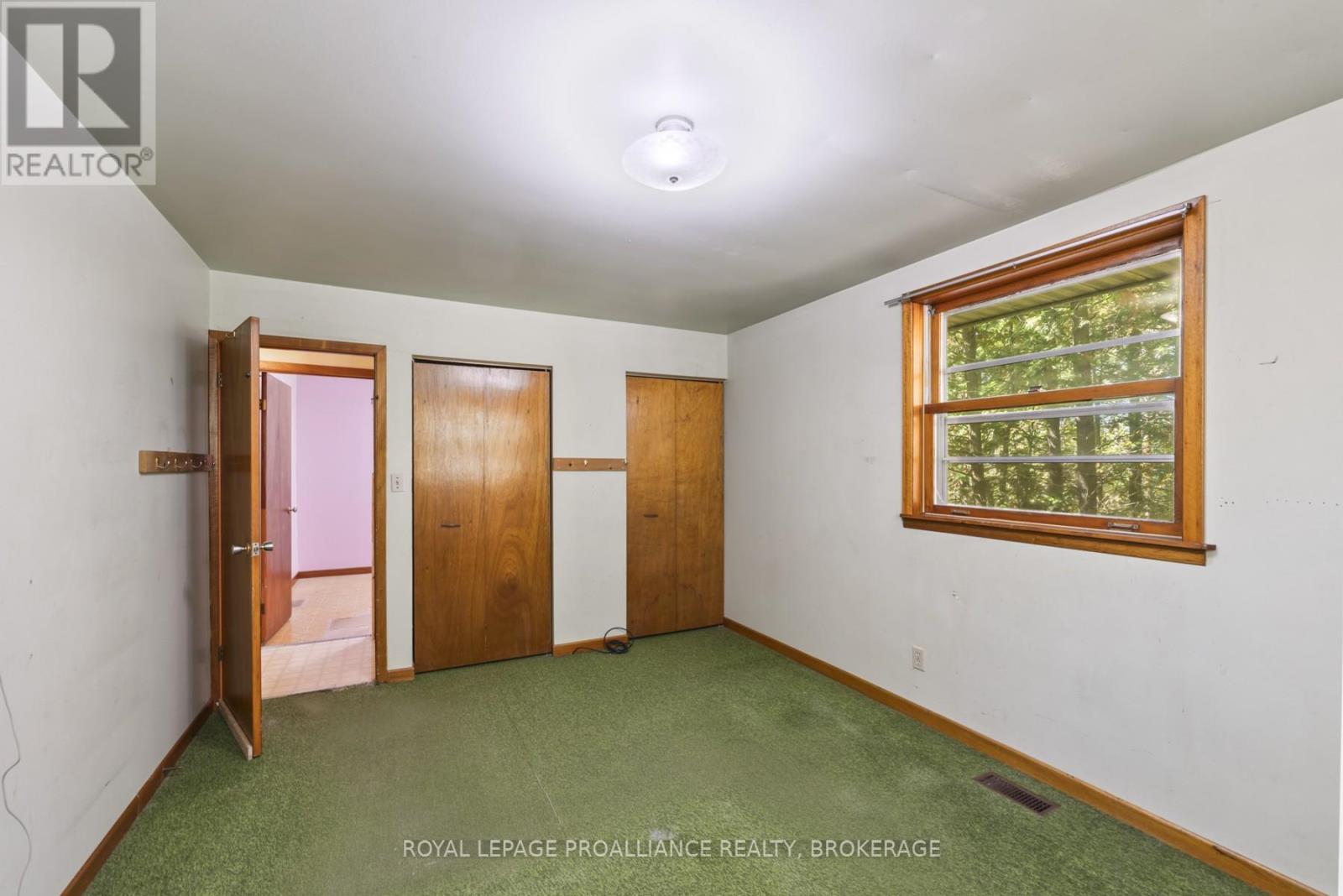 1136 Millhaven Road, Loyalist (Lennox And Addington - South), Ontario  K0H 2H0 - Photo 11 - X12455955