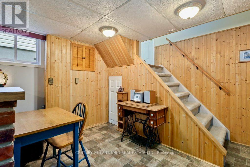 4 Highview Crescent, Belleville, Ontario  K8P 3G4 - Photo 13 - X12455983