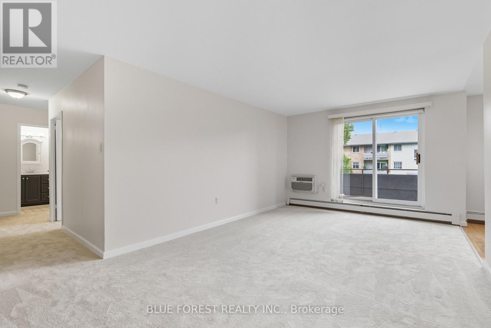 4 - 665 Wonderland Road S, London South (South M), Ontario  N6K 1M1 - Photo 10 - X12455950