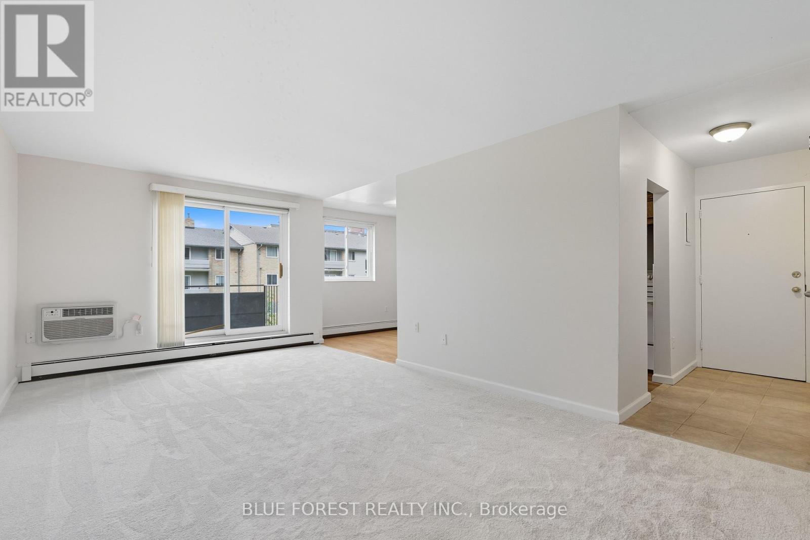 4 - 665 Wonderland Road S, London South (South M), Ontario  N6K 1M1 - Photo 11 - X12455950