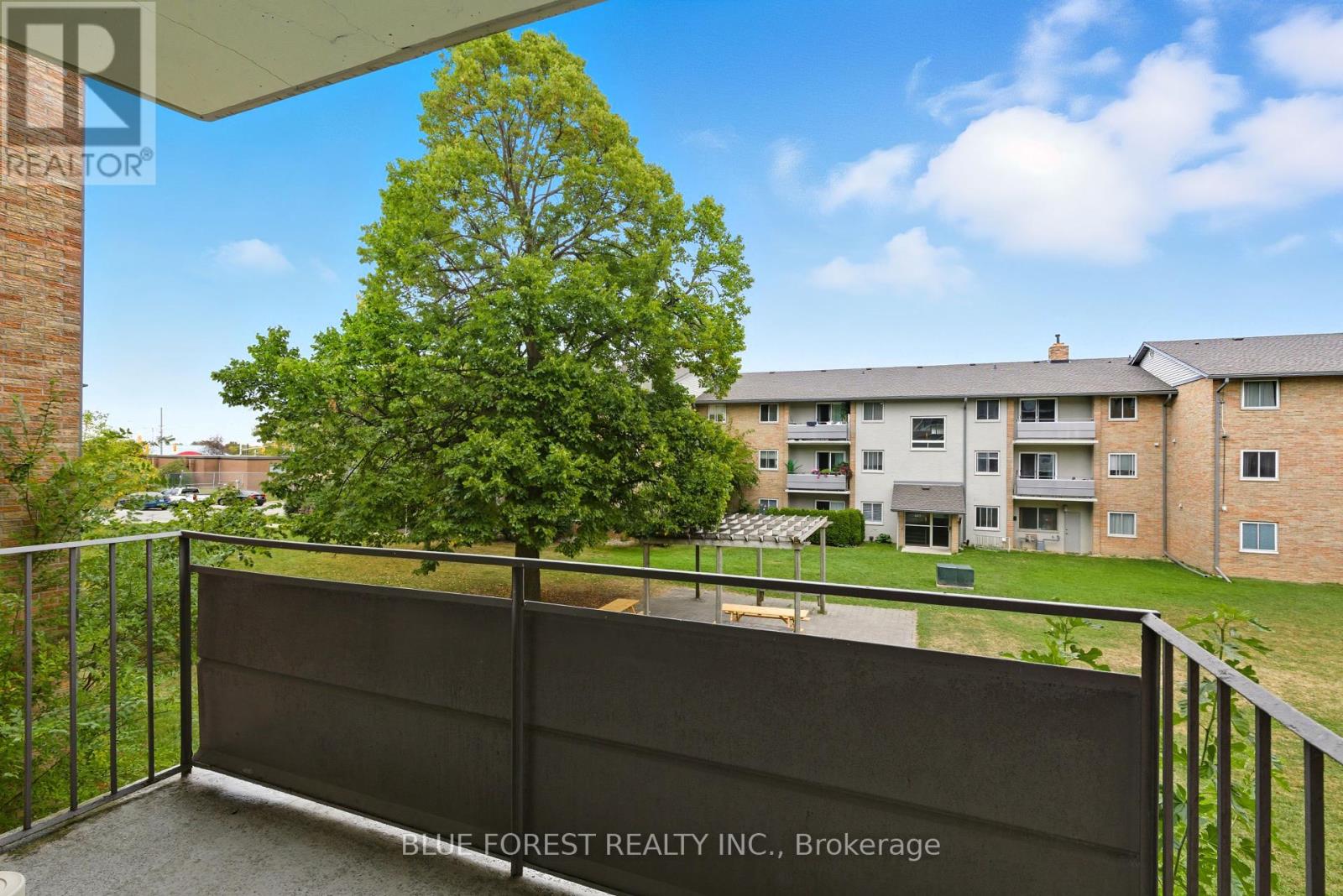 4 - 665 Wonderland Road S, London South (South M), Ontario  N6K 1M1 - Photo 20 - X12455950