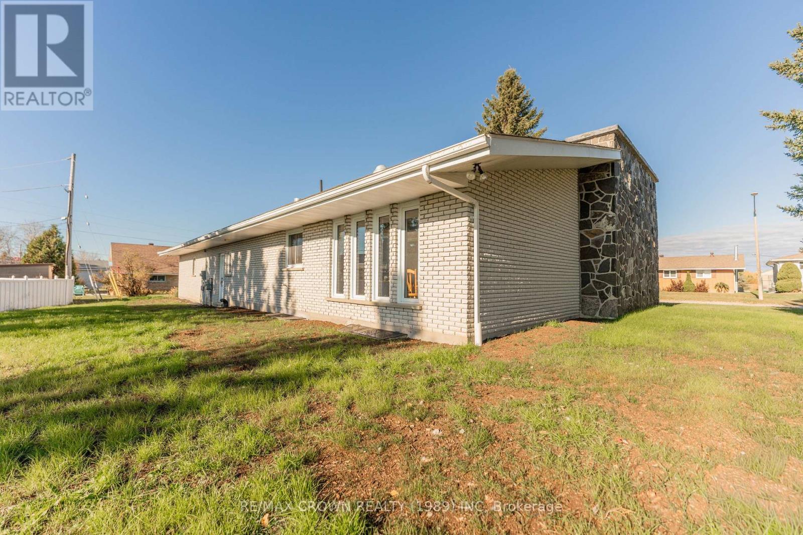 49 Hazel Street, Kapuskasing, Ontario  P5N 2Z7 - Photo 48 - T12455939