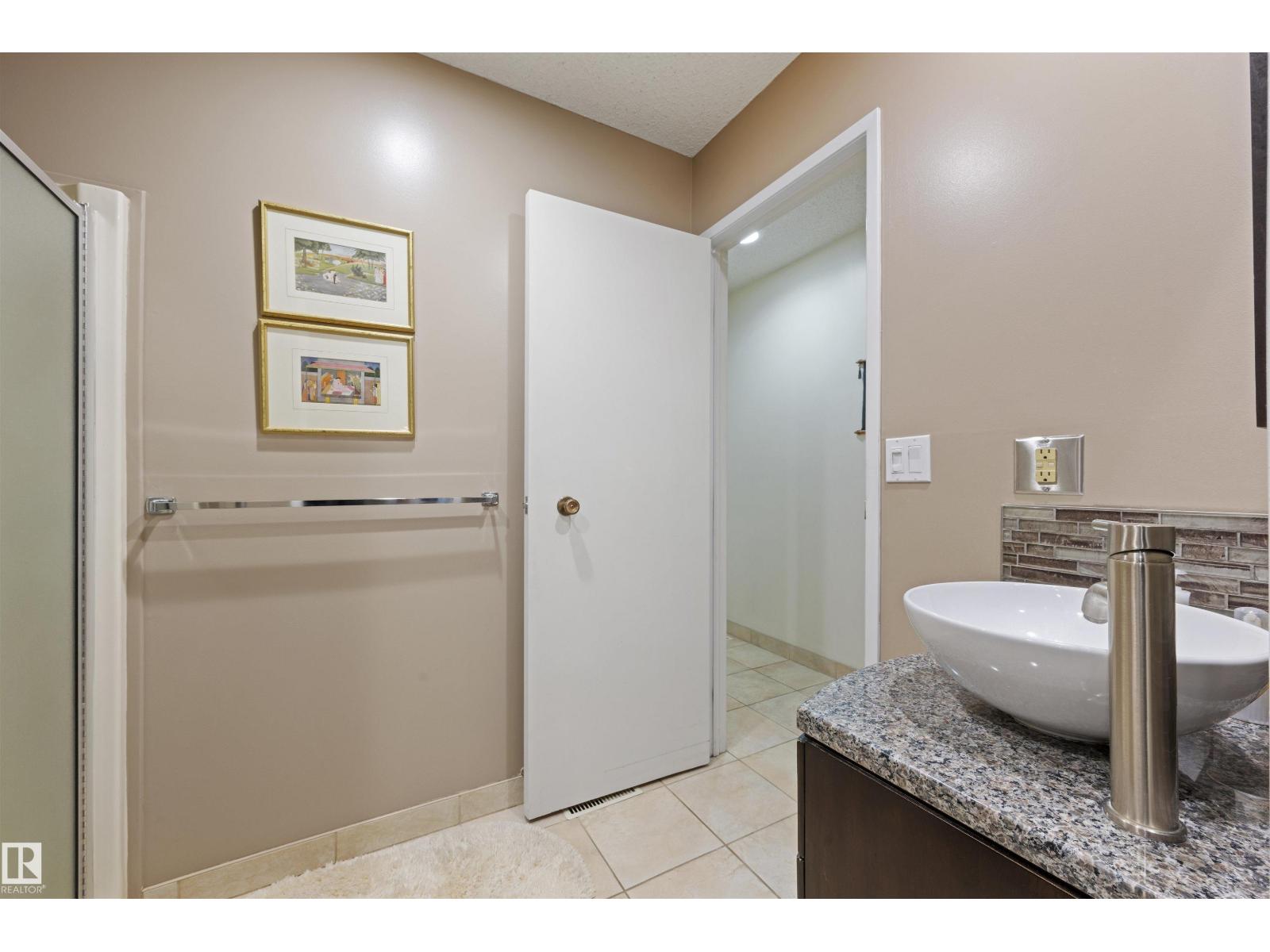 2811 125 St Nw, Edmonton, Alberta  T6J 4G3 - Photo 24 - E4461626