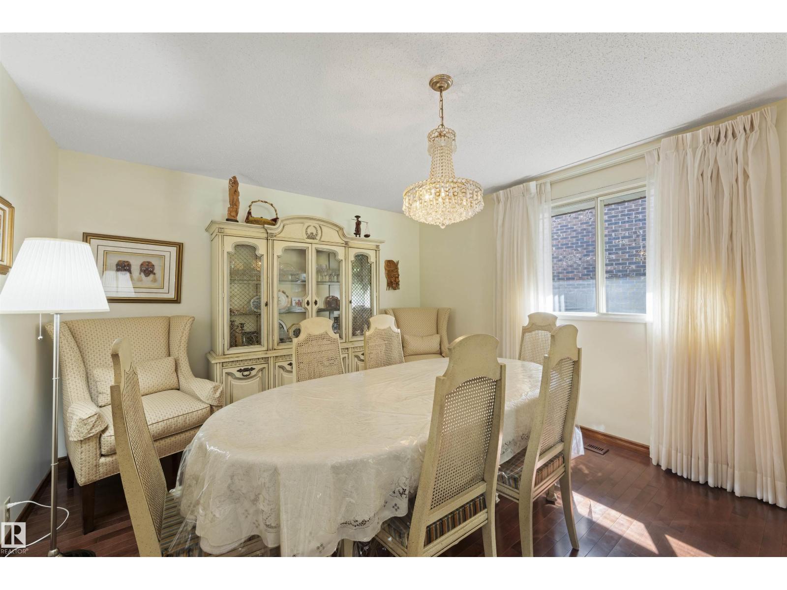 2811 125 St Nw, Edmonton, Alberta  T6J 4G3 - Photo 8 - E4461626