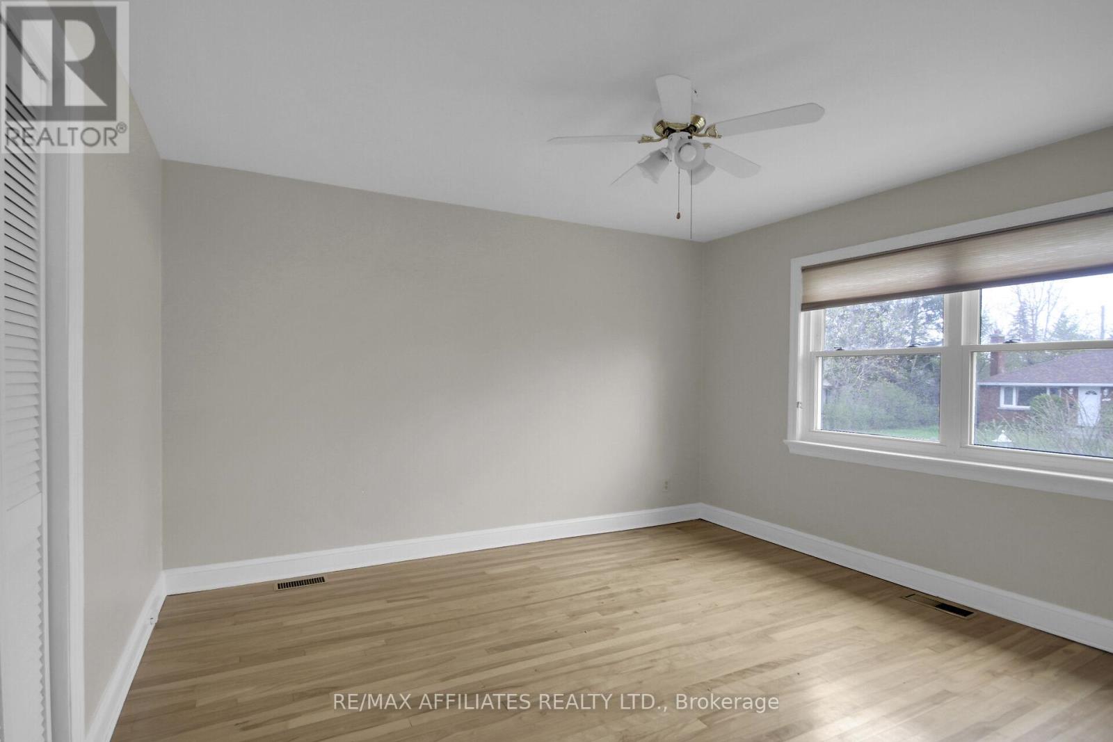 312 Mountbatten Avenue, Ottawa, Ontario  K1H 5W3 - Photo 17 - X12455966