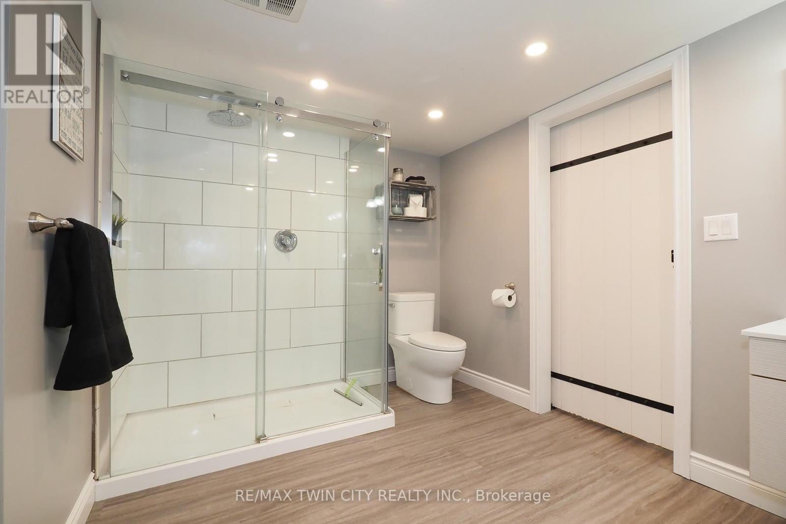 50 Highman Avenue, Cambridge, Ontario  N1R 3L7 - Photo 30 - X12455914